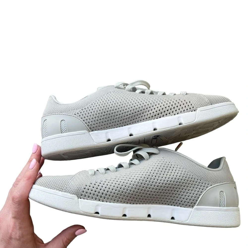 Swims - Breeze Tennis Knit Casual Sneakers Sz 8